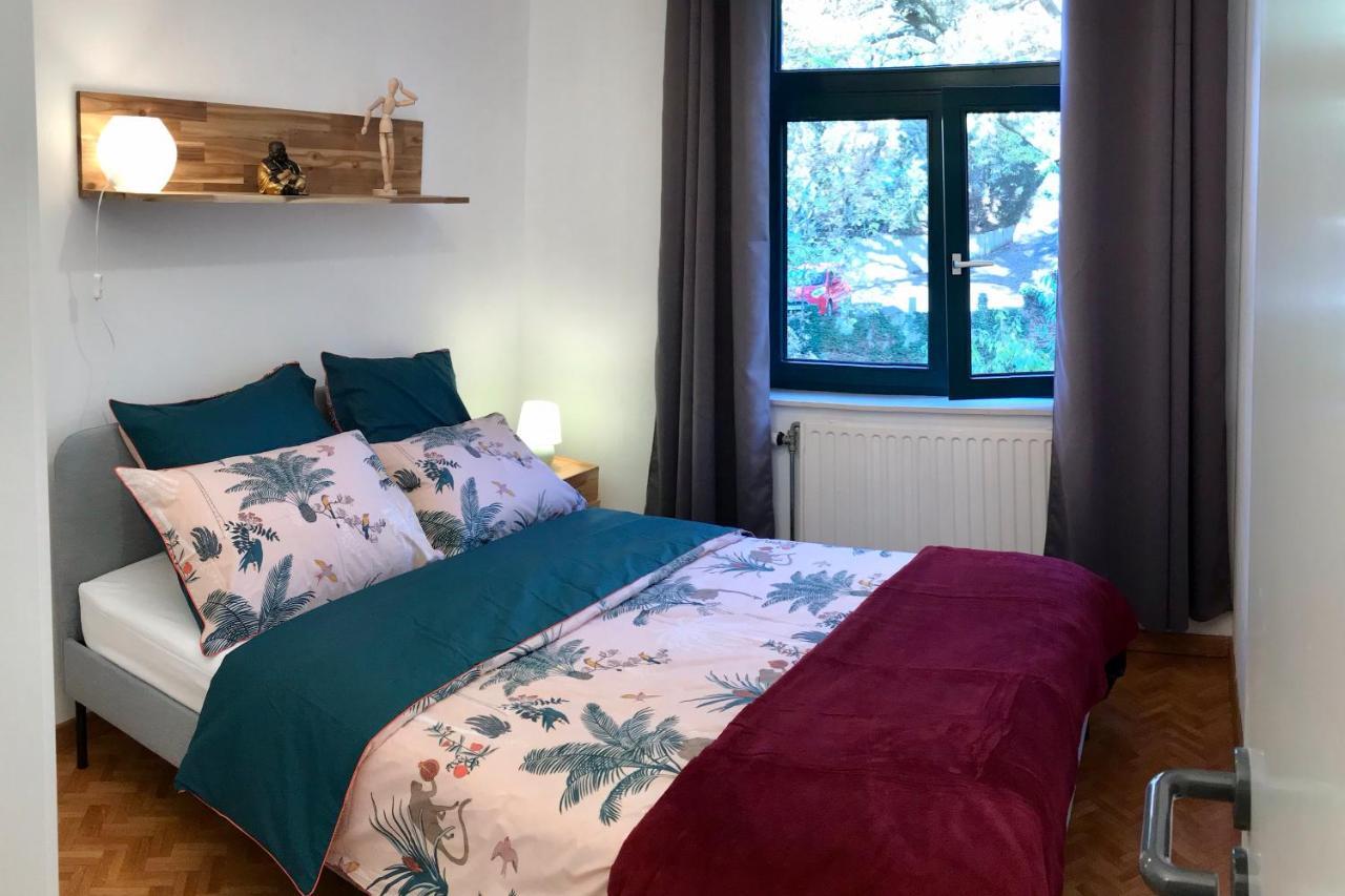 Apartment Lln